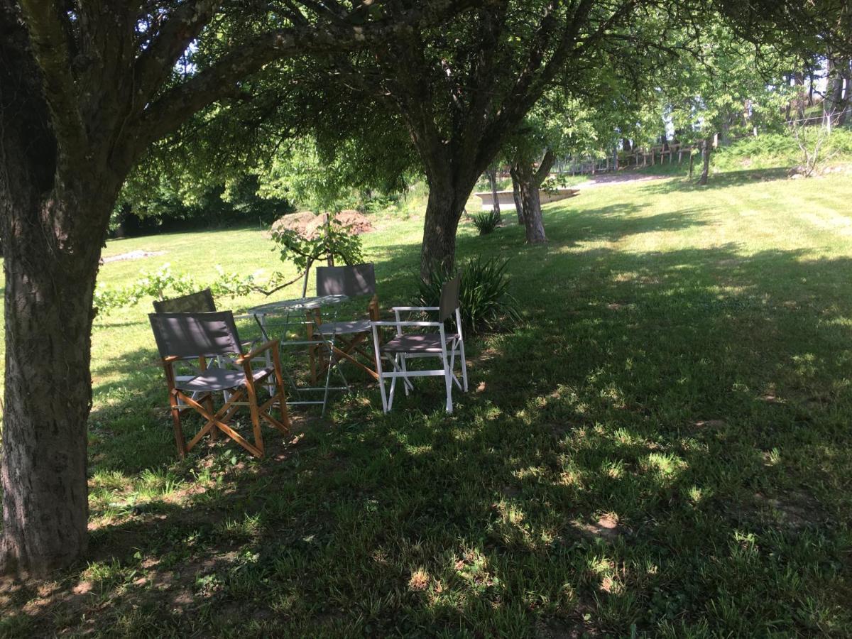 Saint-Pierre-de-Fursac La Mirabelle Bed & Breakfast エクステリア 写真